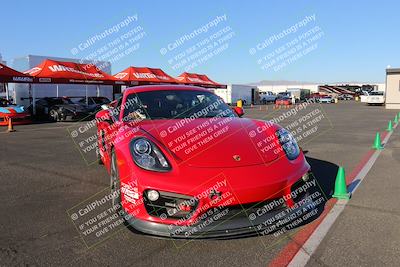 media/Nov-19-2022-Speed Ventures (Sat) [[eb5c8f9508]]/Around the Pits/Pre Grid Green/